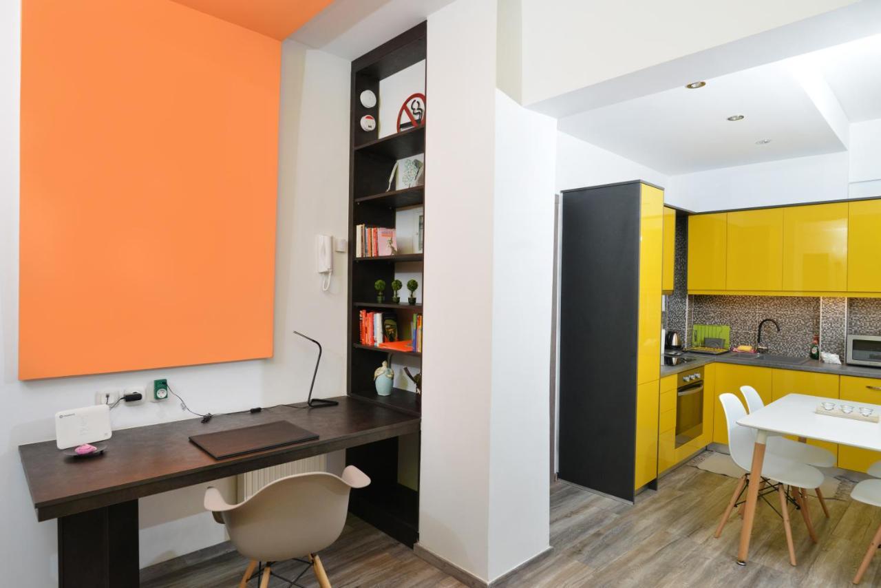 Colorful Apt. Near Nea Smirni Square * Athen