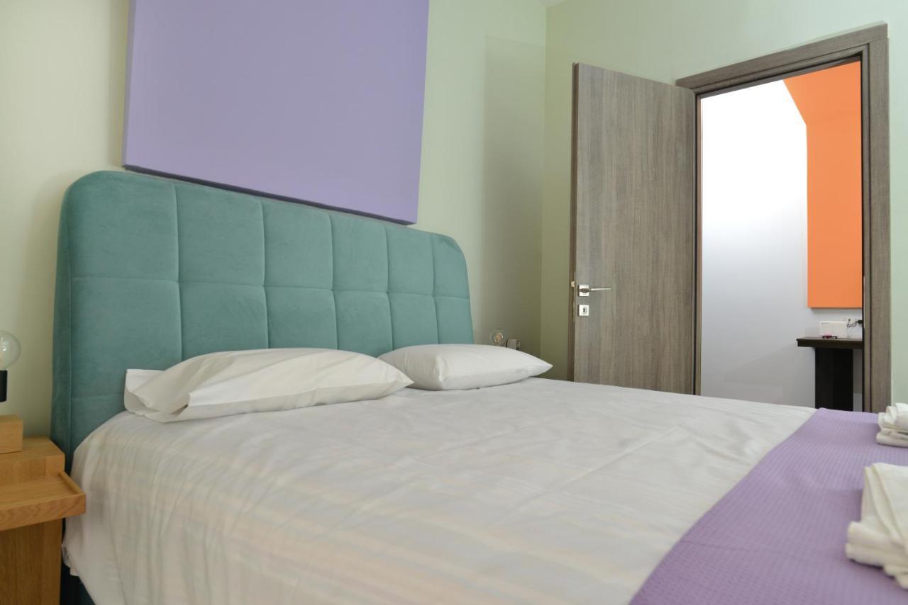 Colorful Apt. Near Nea Smirni Square Apartment